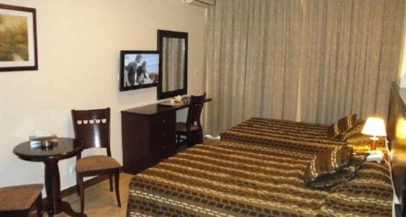 Mozart Hotel Beirut Eksteriør bilde