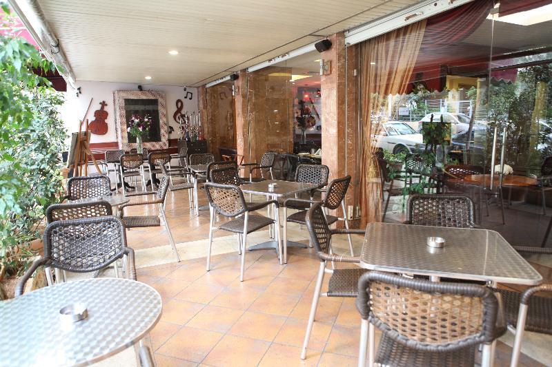 Mozart Hotel Beirut Eksteriør bilde
