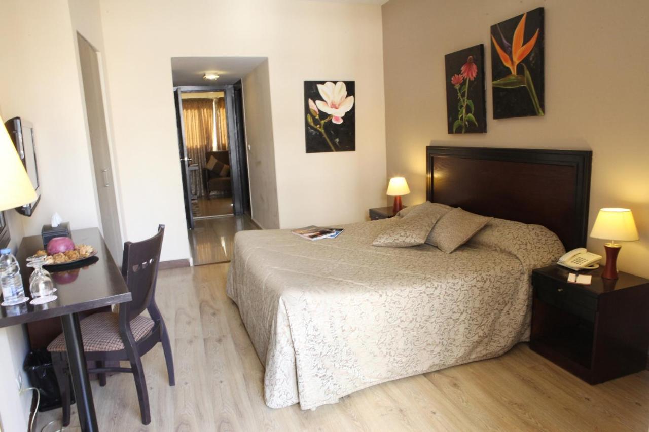 Mozart Hotel Beirut Eksteriør bilde
